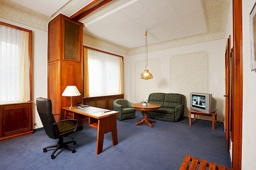 Hôtel Wirth à Meinerzhagen Extérieur photo