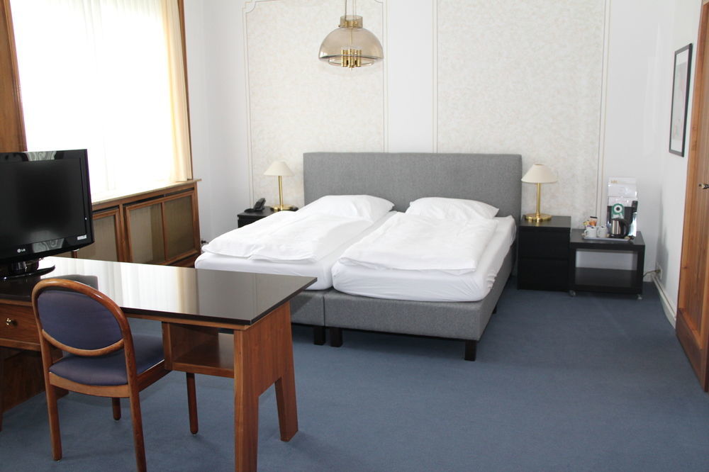 Hôtel Wirth à Meinerzhagen Extérieur photo